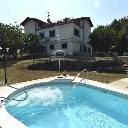 Cascina Rosa Camilla לינה וארוחת בוקר Carpeneto