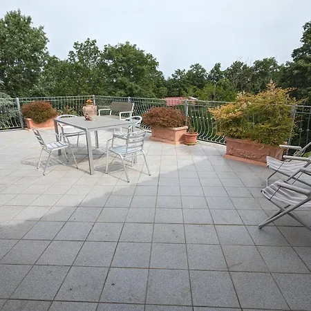 Cascina Rosa Camilla Bed and Breakfast 4*