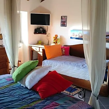 Cascina Rosa Camilla 4*