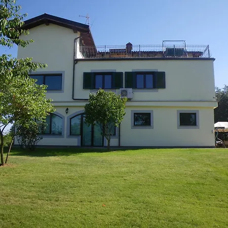 Cascina Rosa Camilla Carpeneto