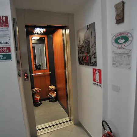 住宿加早餐酒店 罗莎卡米拉住宿加早餐旅馆 Carpeneto