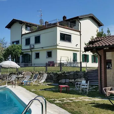 Cascina Rosa Camilla לינה וארוחת בוקר 4*