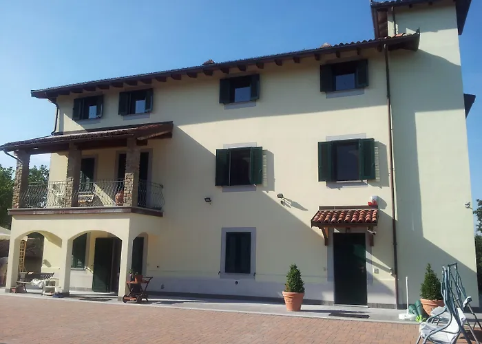 Cascina Rosa Camilla Bed and Breakfast 4*