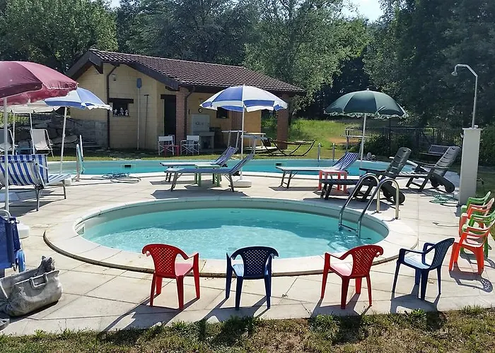 Bed and Breakfast Cascina Rosa Camilla 4*
